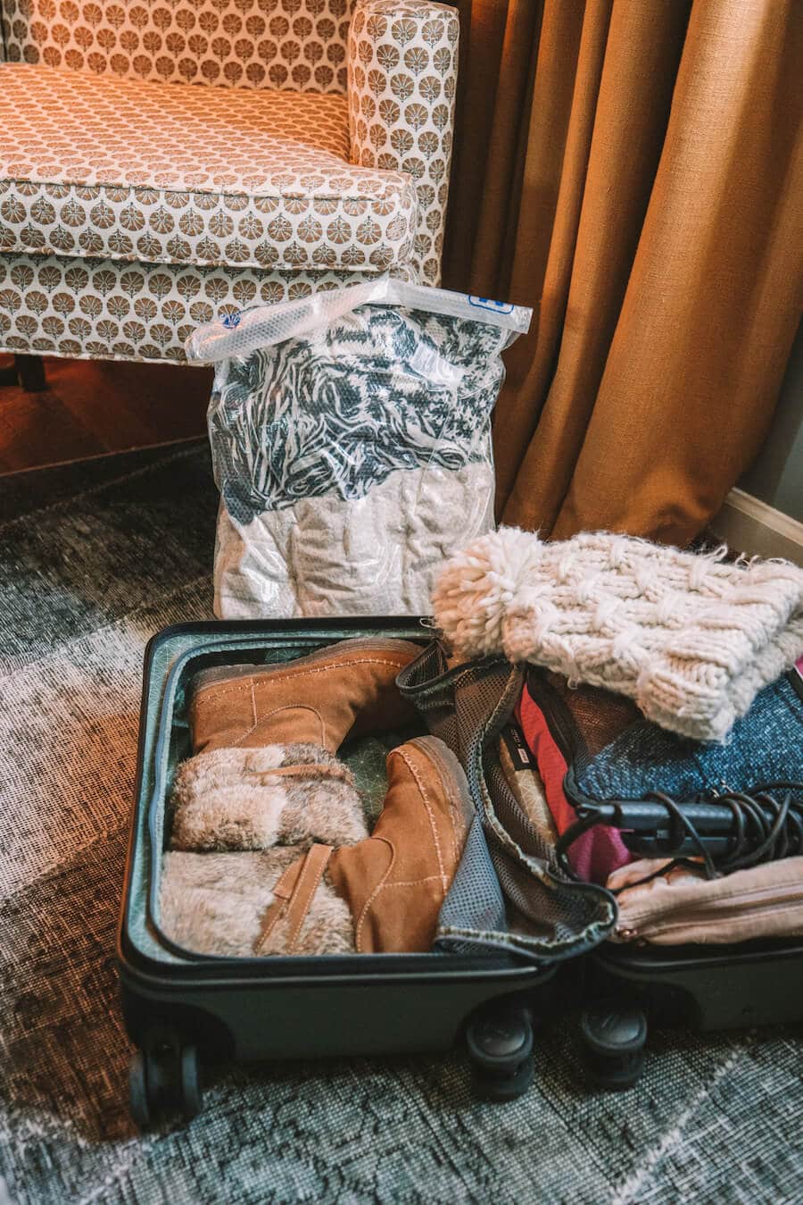 The Ultimate Holiday Travel Packing List for Winter Trips