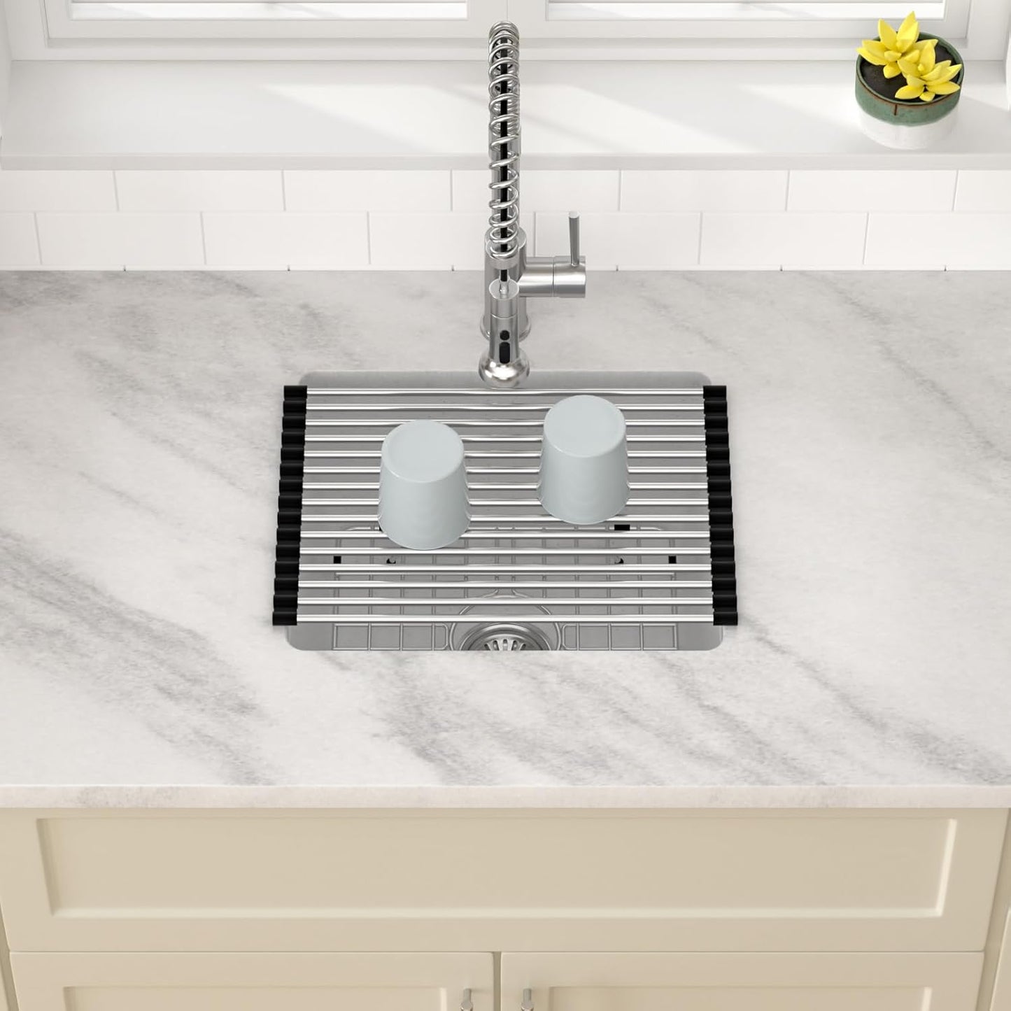 Dcolora 18 Inch Undermount Small Bar Sink Single Bowl Kitchen Sink White Granite Composite Wet Bar Sinks 18"W×16"D×9"H,DC-GUW002