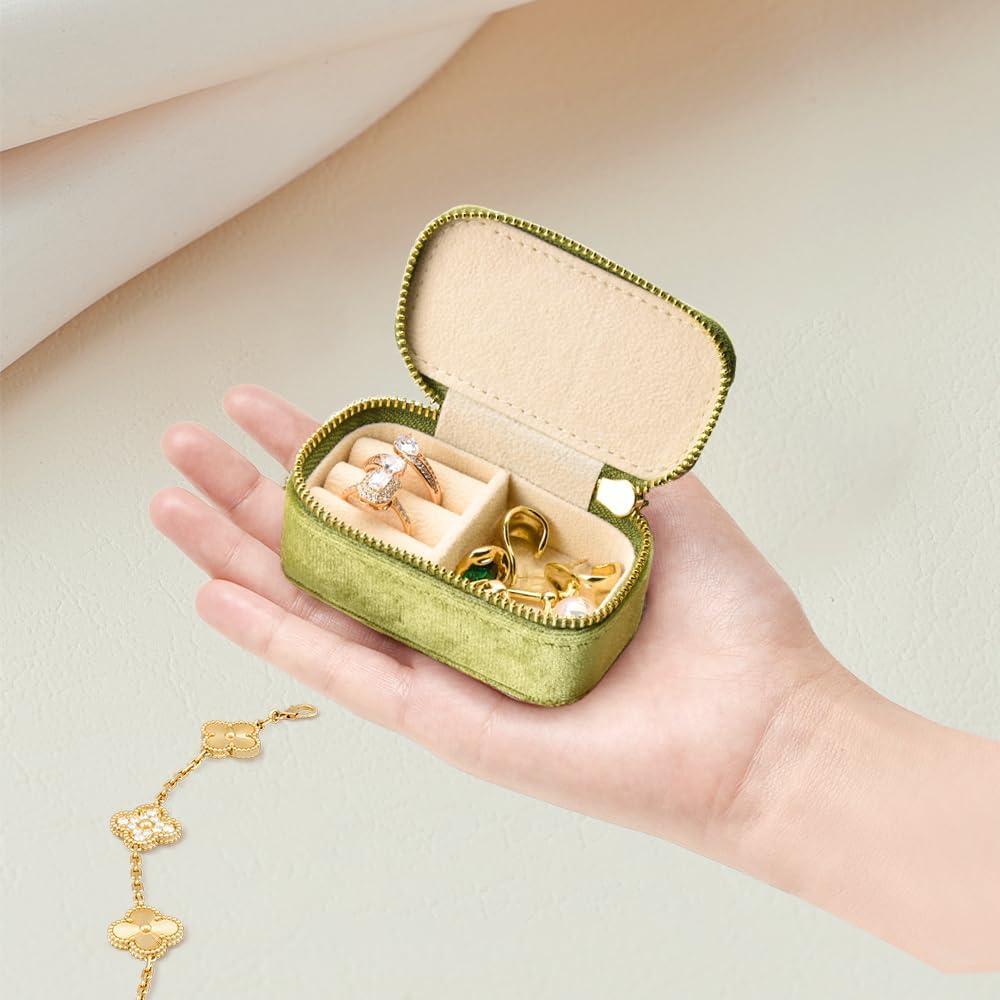 Small Travel Jewelry Case, Mini Tiny Plush Velvet Jewelry Box for Women and Girls, Pocket Size Jewelry holder organizer for Rings Earrings and Small Items(Mistletoe Green)