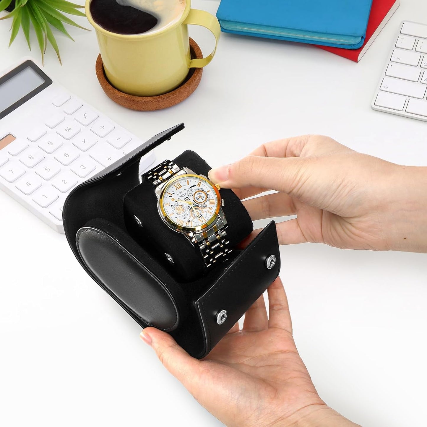 Leather Travel Watch Case, Single Watch Gift Box with Pillow, Portable Jewelry Watch Storage Roll Organizer Carrying Case for Display, Men, Women, Luxury Black