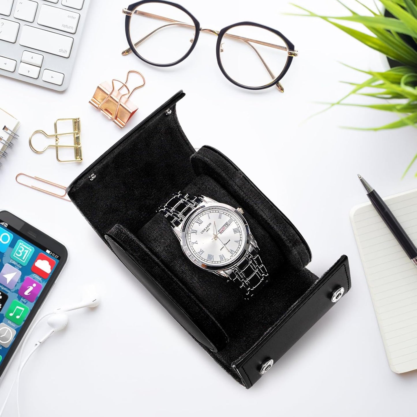 Leather Travel Watch Case, Single Watch Gift Box with Pillow, Portable Jewelry Watch Storage Roll Organizer Carrying Case for Display, Men, Women, Luxury Black