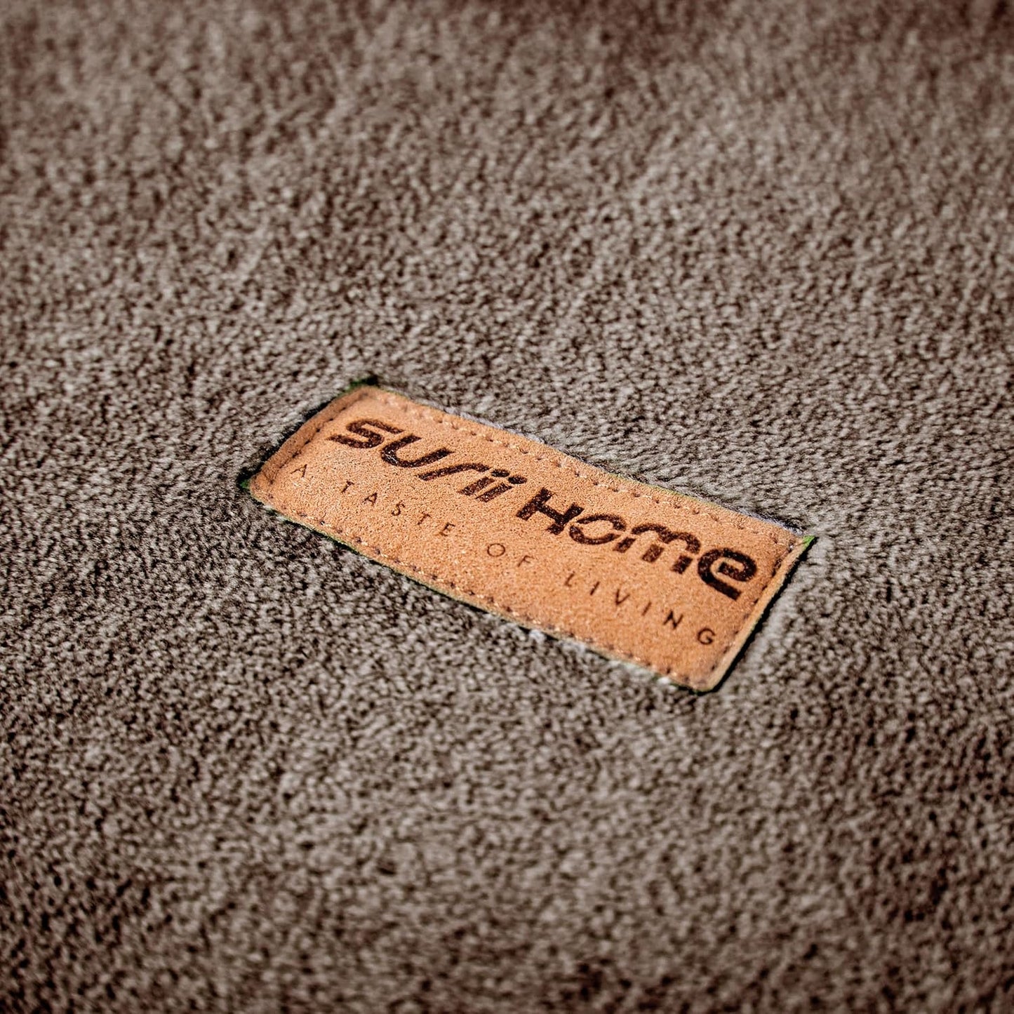 Surii Home Luxury Microfiber Flannel Blanket, Super Soft, Warm, Cozy, Fluffy, and Breathable, Perfect Throws for Bed, Couch, Sofa, for All Season Use. 350GSM King Size 108x90 Inches(Brown)